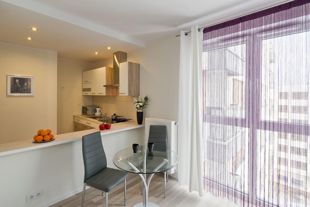 City Aparthotel Ochota Warsaw Bilik gambar